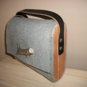 Handgefertigte Holzschindltasche „Kathi“